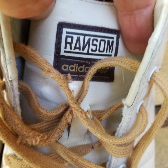 Size 10 Mens Shell Toes Ransom Adidas White leather Shoes Sneakers laces 2010 - Picture 7 of 8